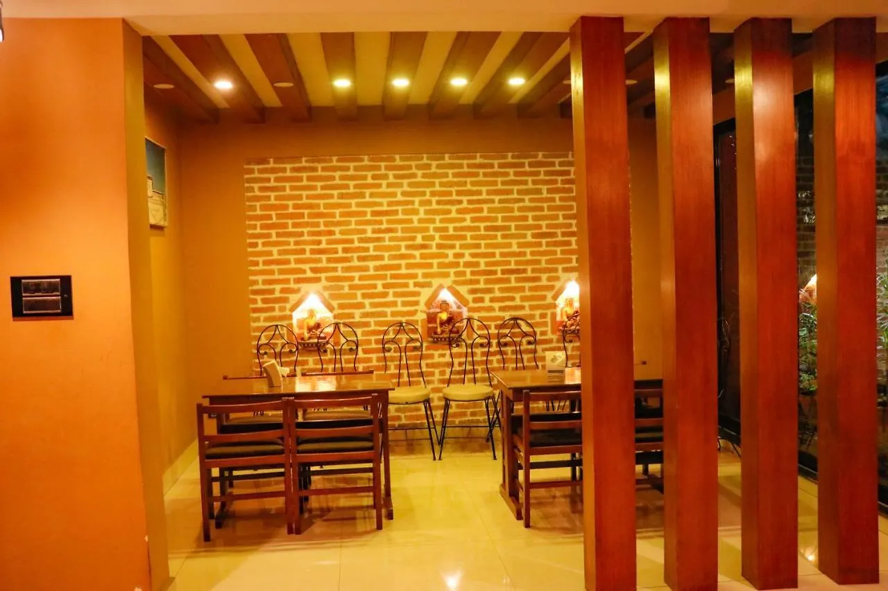 Hotel Thorongla Thamel Katmandú