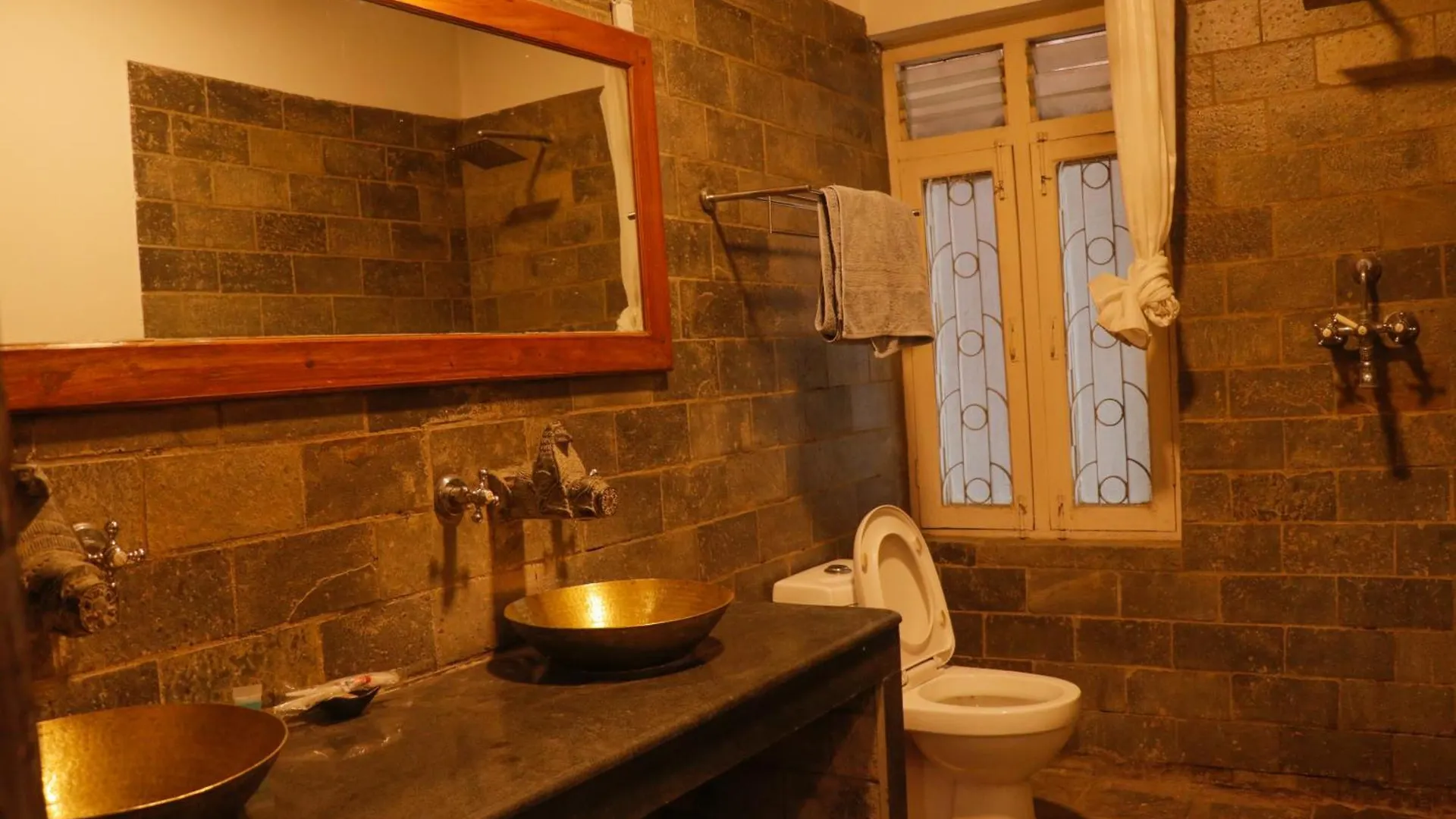 Hotel Thorongla Thamel Katmandú